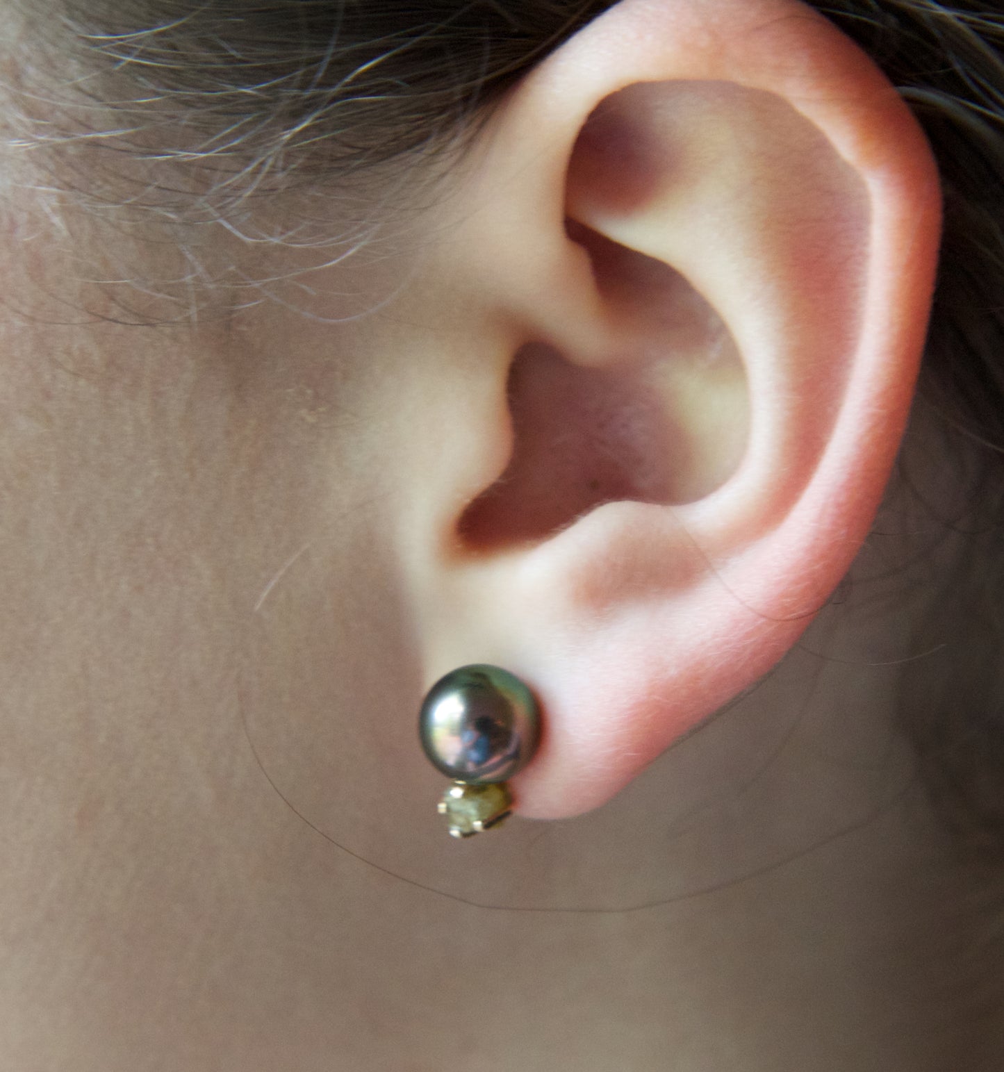 Tahitian Pearl and Rough Diamond Crystal