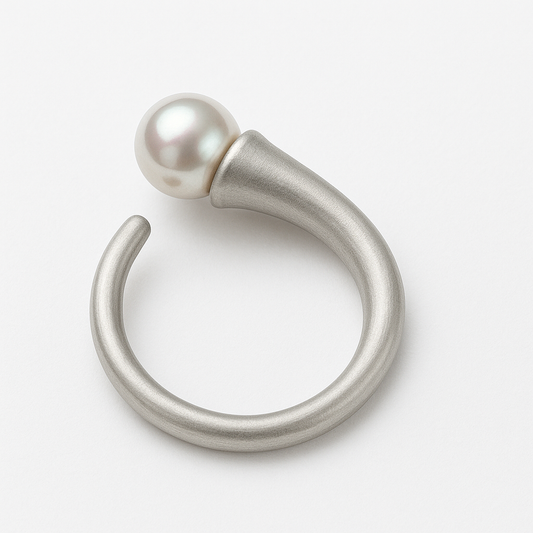 Chasing Ring in Sterling Silver